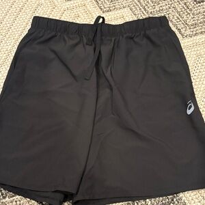 Oasics black boy’s athletic shorts